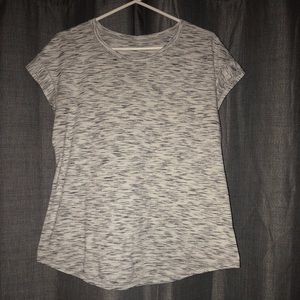 Lululemon lightweight top